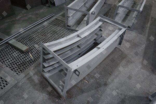 Поворотная секция для скребкового транспортера